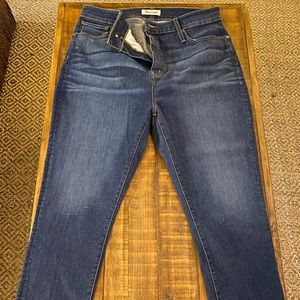 NEVER WORN Madewell Curvy High-Rise Skinny Jeans